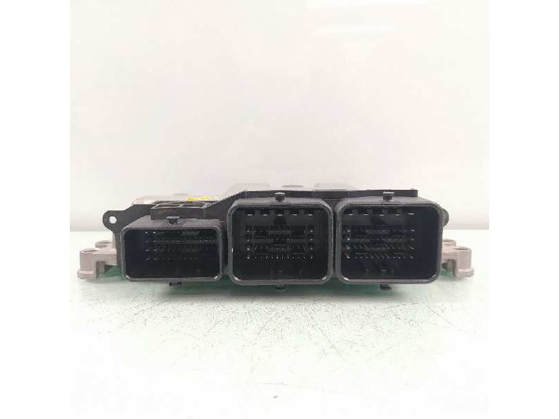 Recambio de centralita motor uce para peugeot partner kombi access referencia OEM IAM 9807885980 0281030546 