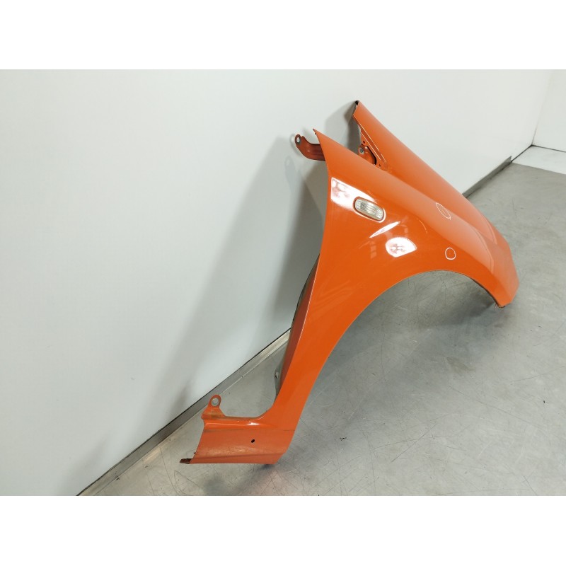 Recambio de aleta delantera derecha para fiat grande punto (199) 1.9 8v multijet sport referencia OEM IAM 0051901102  