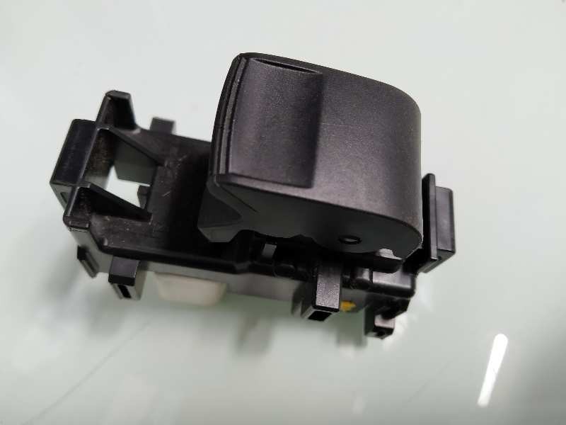 Recambio de mando elevalunas delantero derecho para toyota auris luna+ referencia OEM IAM 1928296  