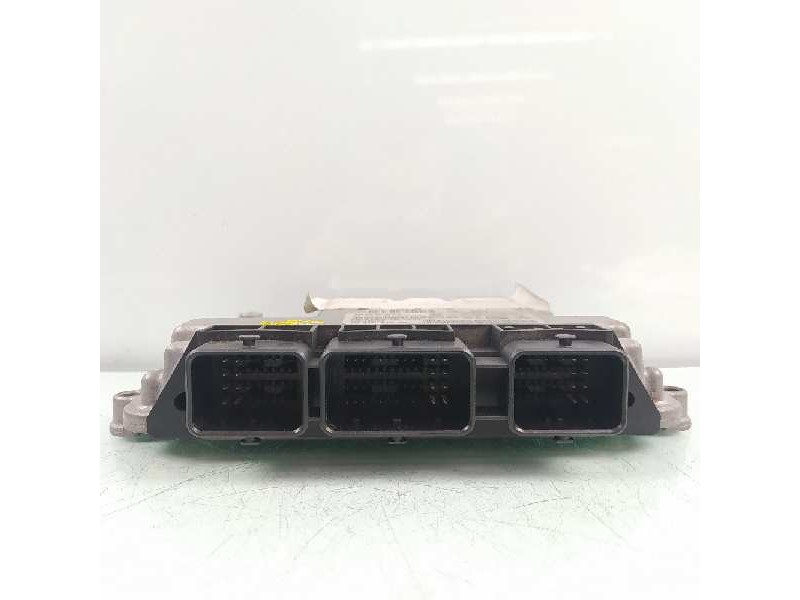 Recambio de centralita motor uce para peugeot 207 sw sport referencia OEM IAM 9663755480 0281013868 