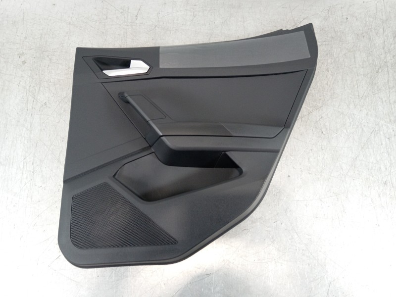 Recambio de guarnecido puerta trasera derecha para seat arona xperience referencia OEM IAM 6F0867116  