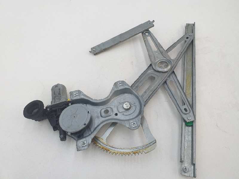 Recambio de elevalunas delantero derecho para toyota auris luna+ referencia OEM IAM 857100D100 AV2621002330 973582100