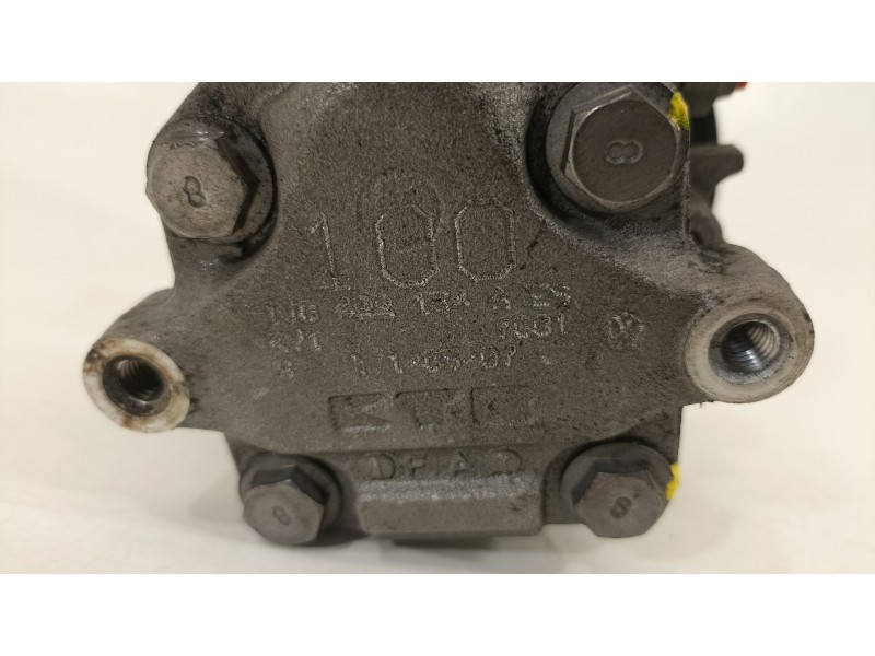 Recambio de bomba direccion para volkswagen new beetle cabriolet (1y7) 1.9 tdi referencia OEM IAM 1J0422134A  