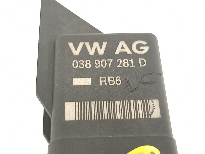 Recambio de caja precalentamiento para volkswagen touran (1t3) advance referencia OEM IAM 038907281D  