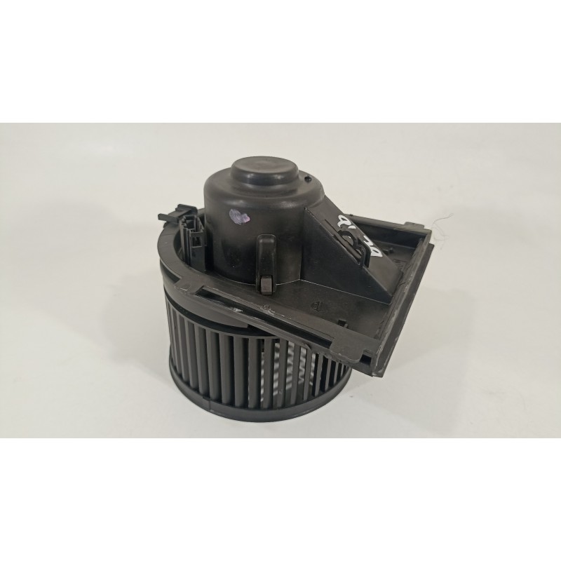 Recambio de ventilador calefaccion para volkswagen new beetle cabriolet (1y7) 1.9 tdi referencia OEM IAM H35657880E  