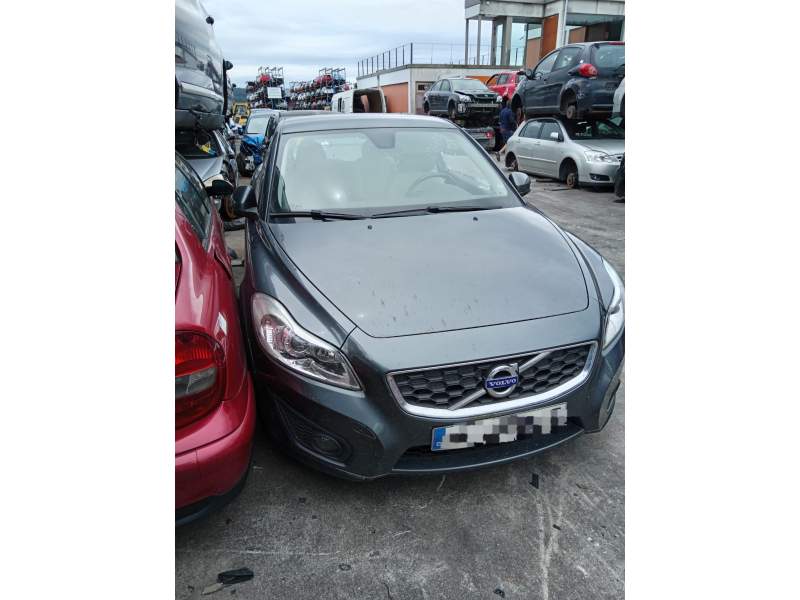 volvo c30 del año 2011