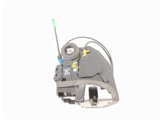 Recambio de cerradura puerta trasera derecha para toyota auris luna+ referencia OEM IAM    2