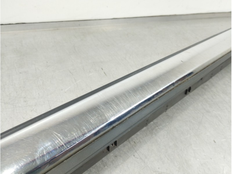 Recambio de faldon lateral para citroën c-crosser xtr referencia OEM IAM 6512A137  