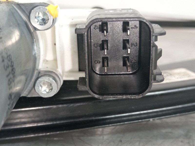 Recambio de elevalunas delantero derecho para ford focus lim. (cb8) edition referencia OEM IAM BM51A23200BD  