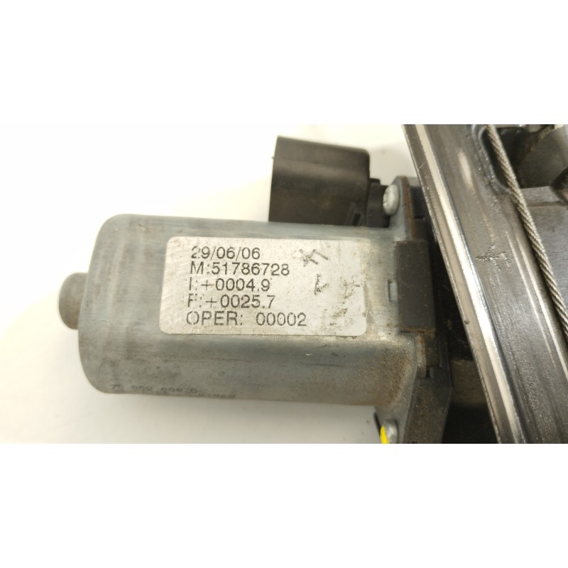 Recambio de elevalunas delantero derecho para fiat grande punto (199) 1.9 8v multijet sport referencia OEM IAM 51786728  