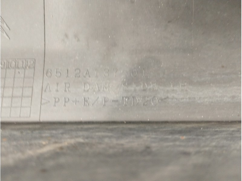 Recambio de faldon lateral para citroën c-crosser xtr referencia OEM IAM 6512A137  