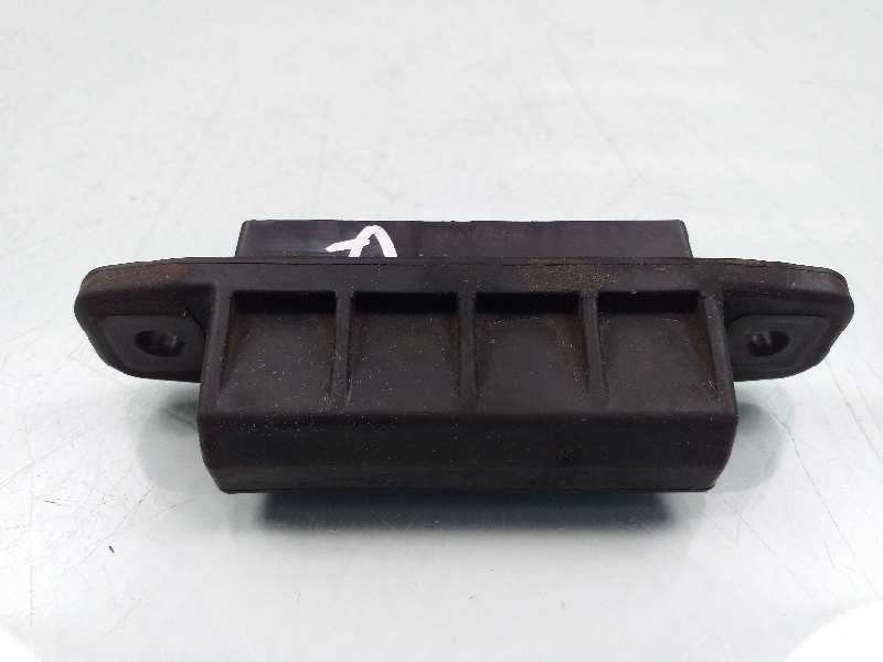 Recambio de maneta exterior porton para toyota auris luna+ referencia OEM IAM 6943002030  