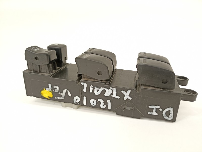 Recambio de mando elevalunas delantero izquierdo para nissan x-trail (t30) comfort referencia OEM IAM 25401EQ305  