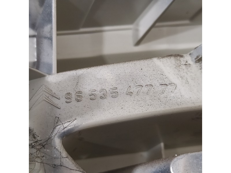 Recambio de piloto trasero izquierdo en porton para citroën c4 picasso exclusive referencia OEM IAM 9653547777  