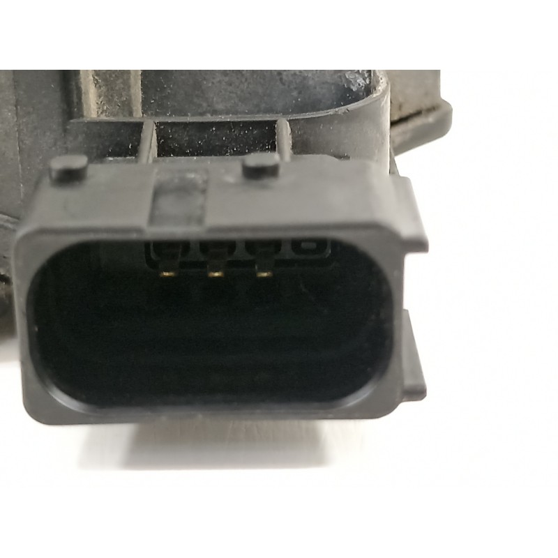 Recambio de cerradura puerta trasera derecha para opel corsa d catch me referencia OEM IAM 13258267  