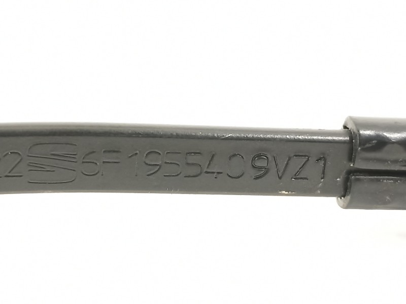 Recambio de brazo limpia delantero izquierdo para seat arona xperience referencia OEM IAM 6F1955409VZ1  