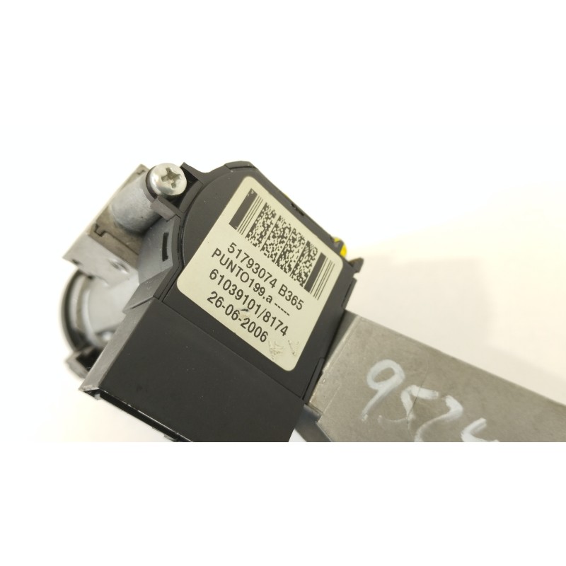 Recambio de conmutador de arranque para fiat grande punto (199) 1.9 8v multijet sport referencia OEM IAM 51793074 55703083 