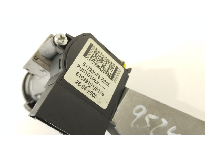 Recambio de conmutador de arranque para fiat grande punto (199) 1.9 8v multijet sport referencia OEM IAM 51793074 55703083 