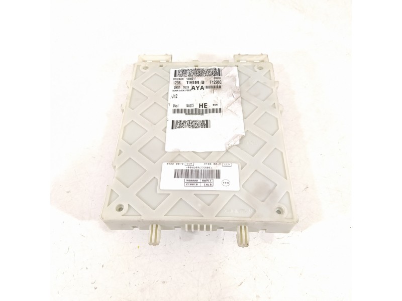 Recambio de caja reles / fusibles para ford focus lim. (cb8) edition referencia OEM IAM DM5T14014  