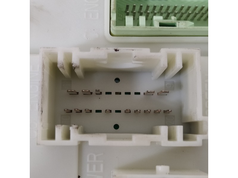 Recambio de caja reles / fusibles para ford focus lim. (cb8) edition referencia OEM IAM DM5T14014  