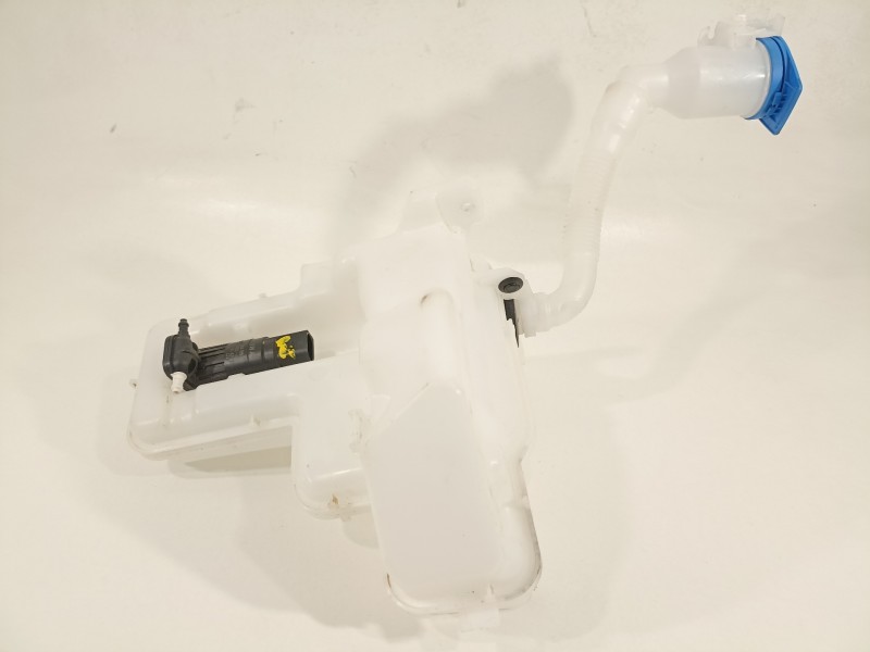 Recambio de deposito limpia para seat arona xperience referencia OEM IAM 2Q0955453F  