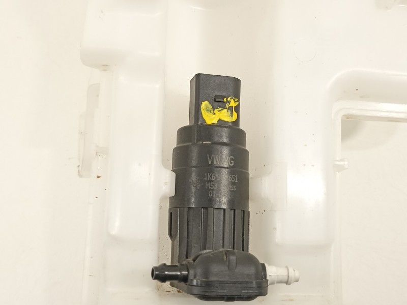 Recambio de deposito limpia para seat arona xperience referencia OEM IAM 2Q0955453F  