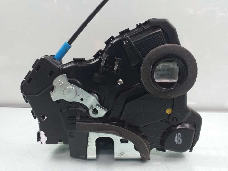 Recambio de cerradura puerta delantera derecha para toyota auris active referencia OEM IAM 6903005130  