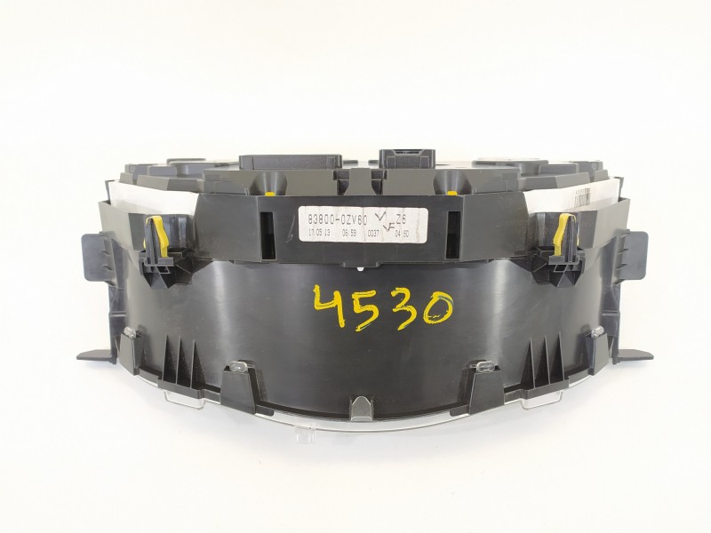 Recambio de cuadro instrumentos para toyota auris active referencia OEM IAM 838000ZV60  