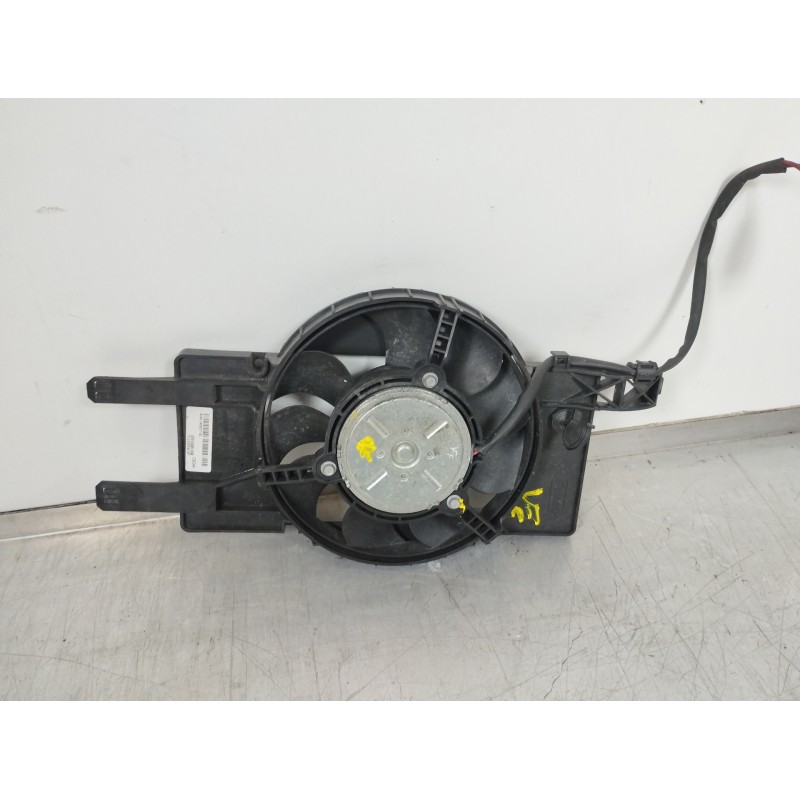 Recambio de electroventilador radiador aire acondicionado para ford focus lim. (cb8) edition referencia OEM IAM BV618C607SC  