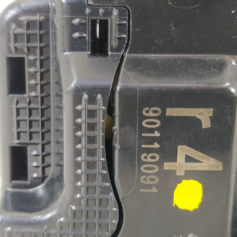 Recambio de cerradura puerta trasera derecha para toyota c-hr ax1t(eu,m)/zyx10(h)/zyx10l-ahxgbw(3a) referencia OEM IAM 69050F401