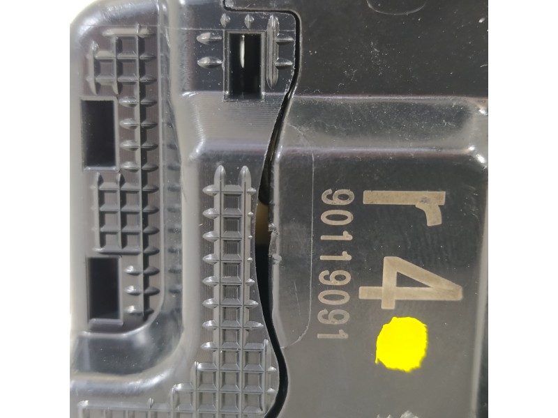 Recambio de cerradura puerta trasera derecha para toyota c-hr ax1t(eu,m)/zyx10(h)/zyx10l-ahxgbw(3a) referencia OEM IAM 69050F401