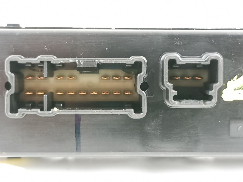 Recambio de mando elevalunas delantero izquierdo para nissan qashqai (j11) 360 referencia OEM IAM 254014EA1A  