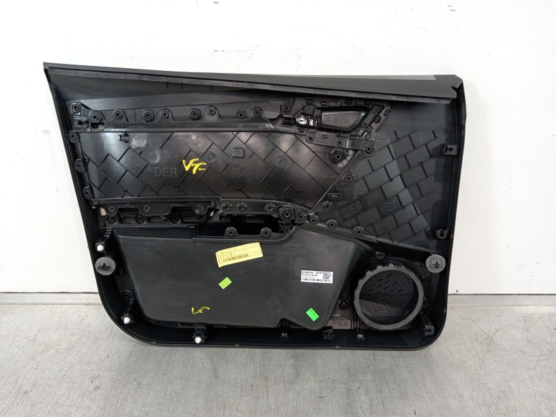 Recambio de guarnecido puerta delantera derecha para seat arona xperience referencia OEM IAM 6F0867114  