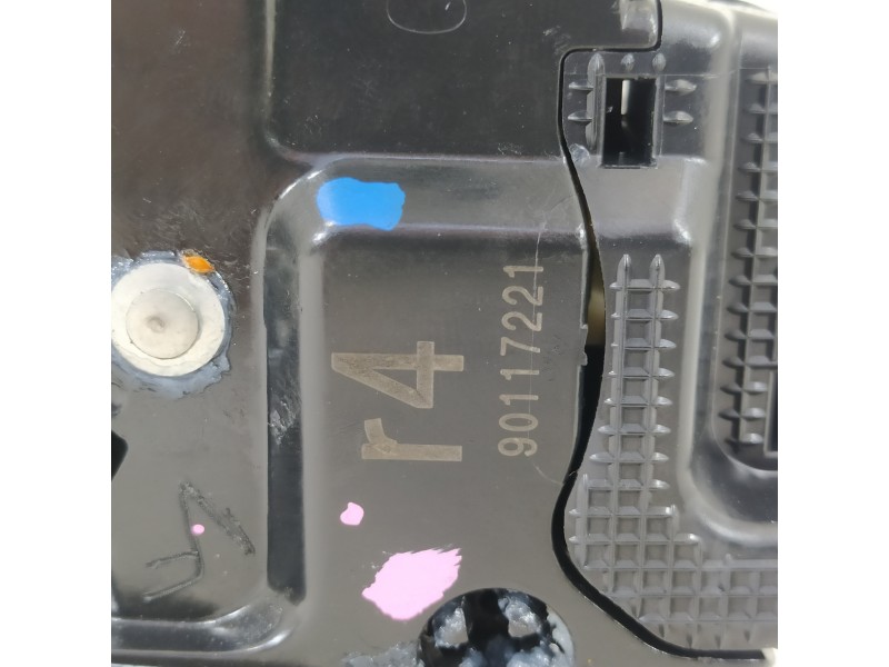 Recambio de cerradura puerta trasera izquierda para toyota c-hr ax1t(eu,m)/zyx10(h)/zyx10l-ahxgbw(3a) referencia OEM IAM 69060F4