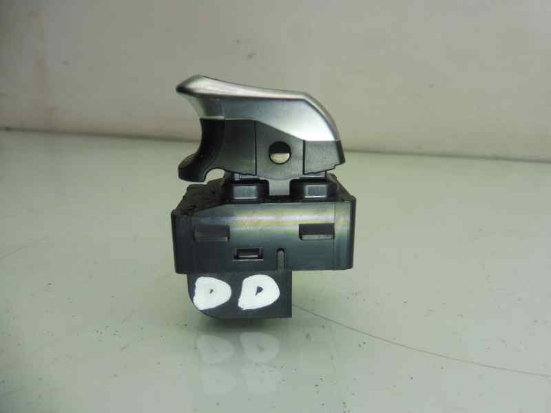 Recambio de mando elevalunas delantero derecho para audi a3 sportback (8va) attraction referencia OEM IAM 8V0959855A  