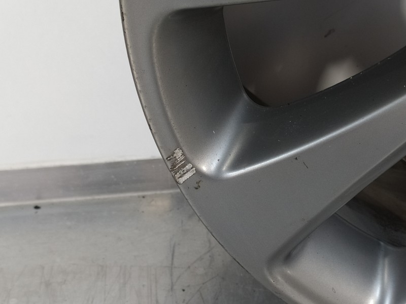 Recambio de llanta para opel zafira b enjoy plus referencia OEM IAM AAG8  