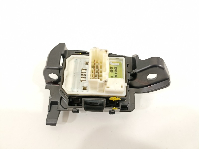 Recambio de mando retrovisor para nissan qashqai (j11) 360 referencia OEM IAM 255704EA1B  