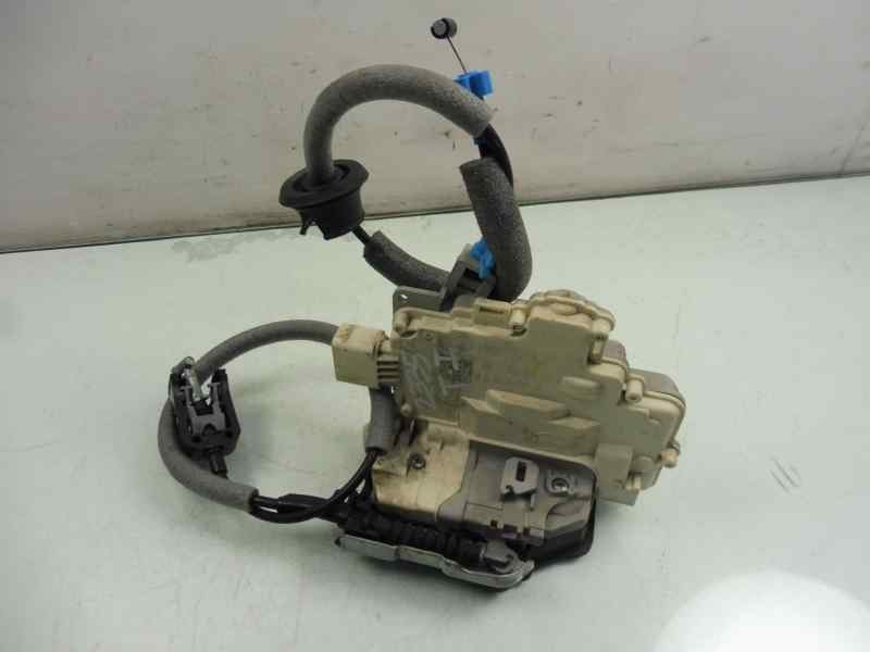 Recambio de cerradura puerta trasera izquierda para audi a3 sportback (8va) attraction referencia OEM IAM 4G0839015B  