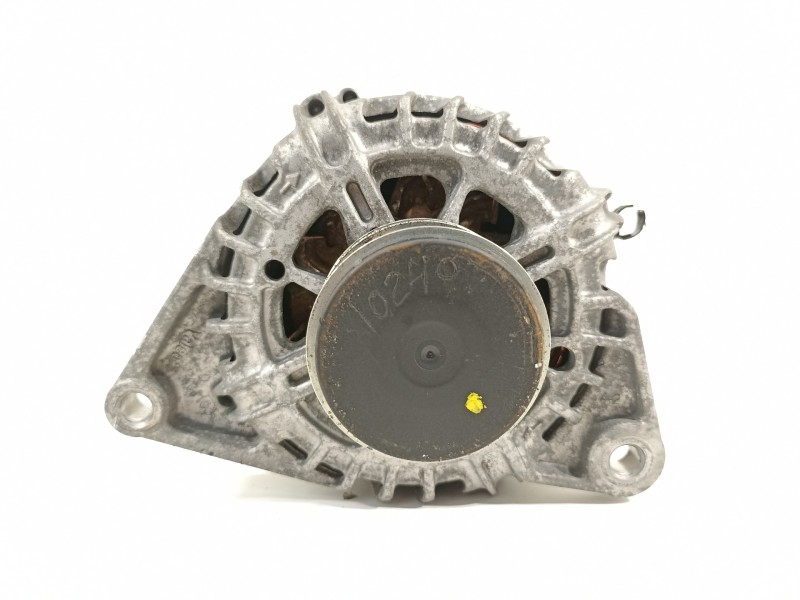 Recambio de alternador para hyundai i30 classic gl referencia OEM IAM 373002A600  