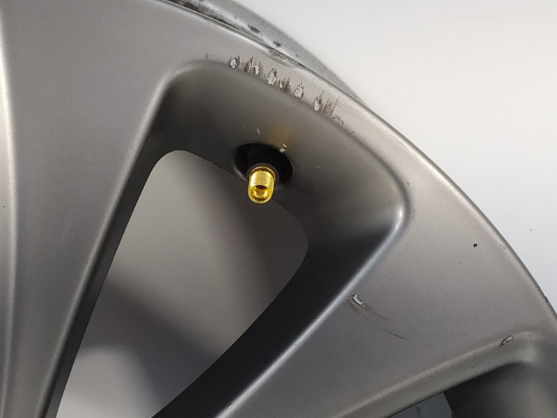 Recambio de llanta para opel zafira b enjoy plus referencia OEM IAM AAG8  