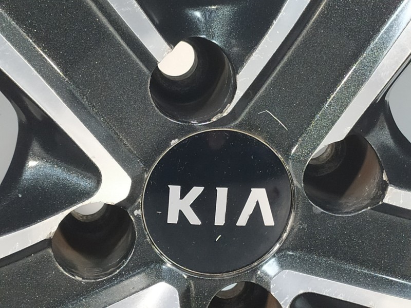 Recambio de llanta para kia rio concept referencia OEM IAM F5T6550  