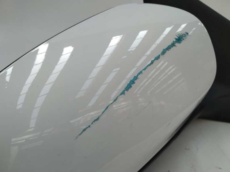 Recambio de retrovisor derecho para toyota auris active referencia OEM IAM 8791002640  