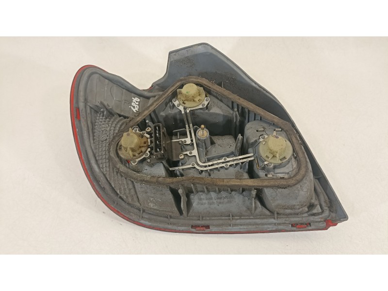 Recambio de piloto trasero derecho para toyota yaris (ncp1/nlp1/scp1) 1.0 linea luna referencia OEM IAM 815500D010   Recambio de piloto trasero derecho para toyota yaris (ncp1/nlp1/scp1) 1.0 linea luna referencia OEM IAM 815500D010