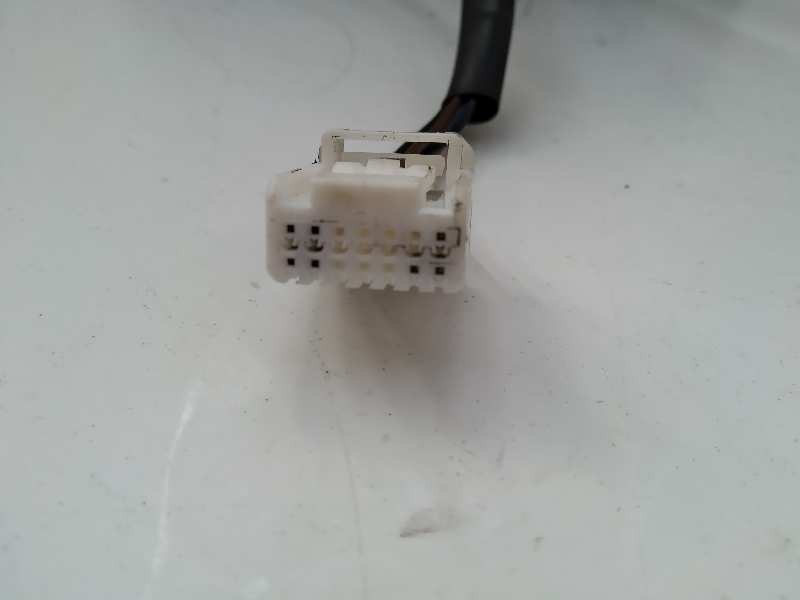 Recambio de retrovisor derecho para toyota auris active referencia OEM IAM 8791002640  