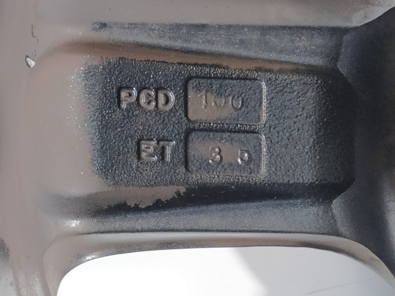 Recambio de llanta para kia rio concept referencia OEM IAM F5T6550  