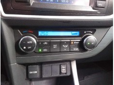 Recambio de mando climatizador para toyota auris active referencia OEM IAM 5590002380  