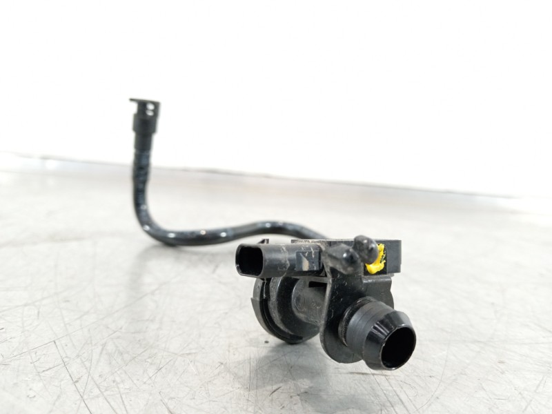 Recambio de tubo para seat arona xperience referencia OEM IAM 2Q0612041AD  