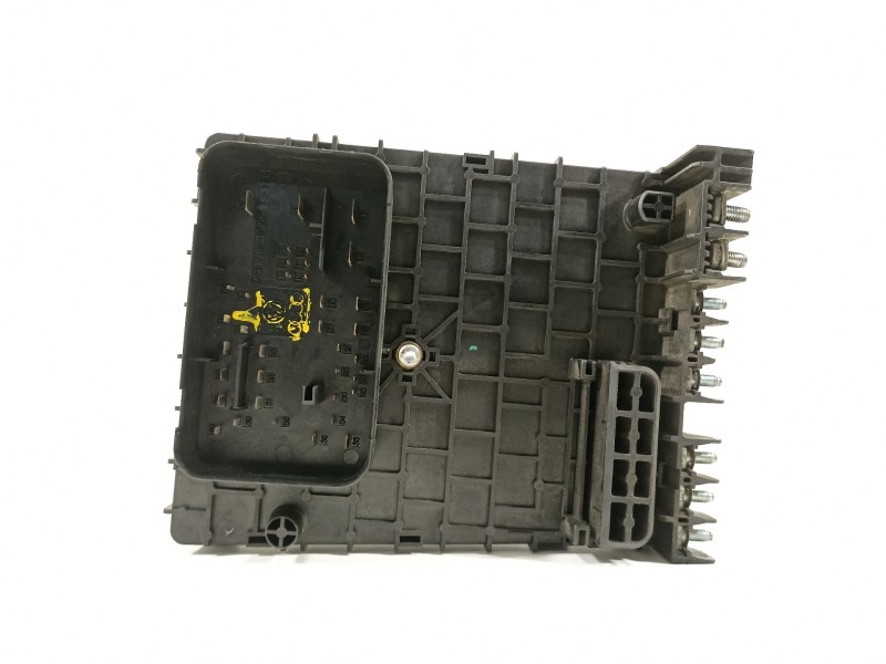 Recambio de caja reles / fusibles para volkswagen passat berlina (3c2) advance referencia OEM IAM 3C0937125  