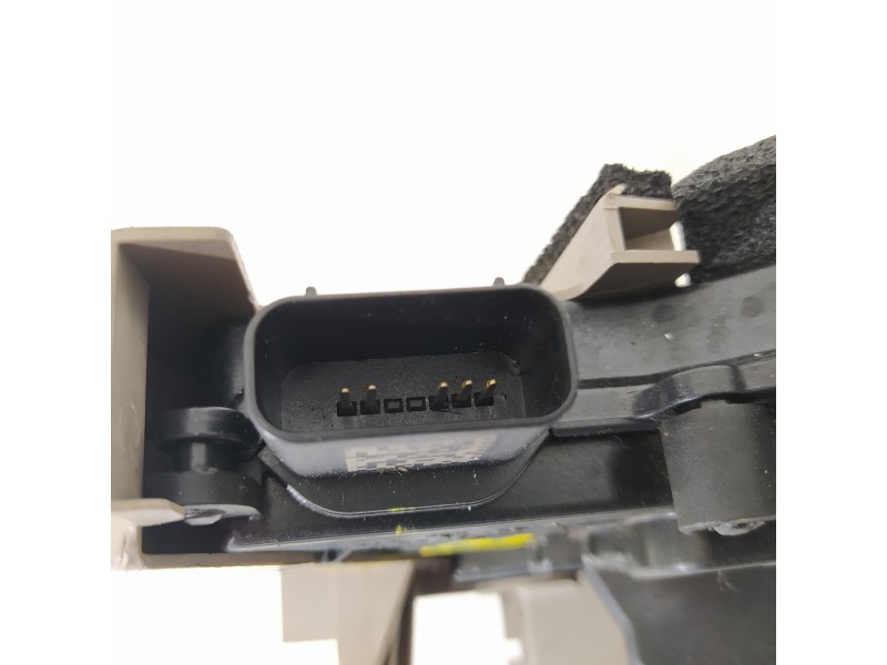 Recambio de cerradura puerta trasera derecha para kia ceed business referencia OEM IAM 81420J7000  