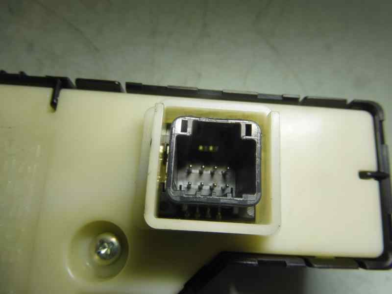 Recambio de mando multifuncion para toyota prius (nhw30) eco referencia OEM IAM 75D808  